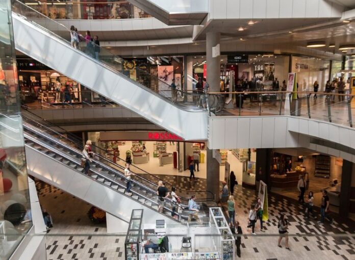 conviene aprire un negozio d'abbigliamento